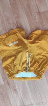 Predám hokejovú vystroj - 7