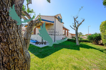 Exkluzívna kamenná vila s bazénom – Ideálna investícia do vá - 7