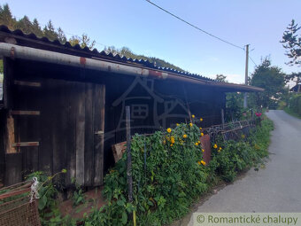 Ponúkame na predaj pozemok v Kolároviciach pri Bytči s roz - 7