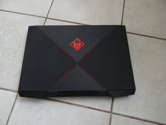 15.6" HP OMEN/Int Core i5/16GB RAM/512SSD a 500 HDD/NVidia  - 7