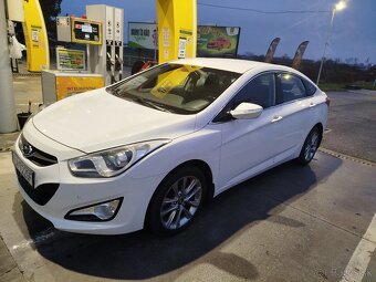 Hyundai i40, 1.7CRDi, sedan, model 2015 - 7