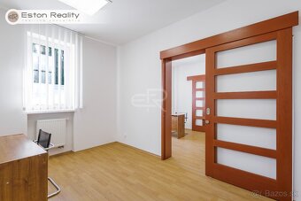Prenájom kancelária 25 m2 + parkovacie miesto, Vajanského - 7