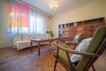 Na predaj rodinný 3,5 izbový dom pred rekonštrukciou v Šinta - 7