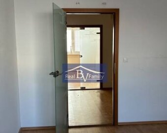 Predaj, Petržalka, 3 izbový byt, Furdekova ulica,kúpou voľný - 7