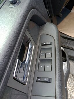 Ford Raptor F150 6,2 304kW, automat r.v.2011 benzín+LPG - 7