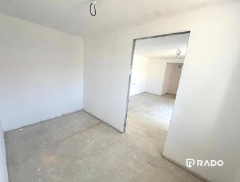 RADO | Na predaj 5 - izbový RODINNÝ DOM,  Senec - 7