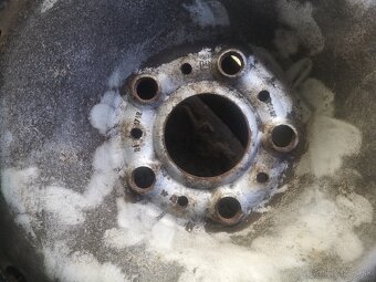 Disky a zimné pneumatiky. - 7