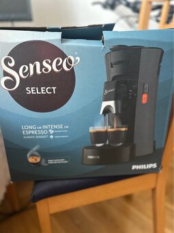 Coffee machine - Philips Senseo + extra refillable pads - 7