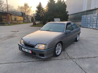 Opel Omega A 3000 - 7