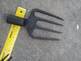 Staré kované vidli - 7