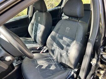 Peugeot 207 - 7