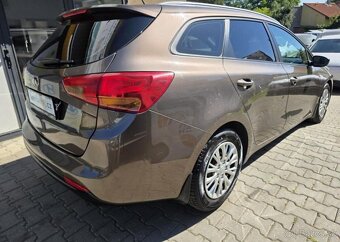 Kia Cee´d 1.6-150KW-AUT-KAMERA-POLOKŮŽE - 7