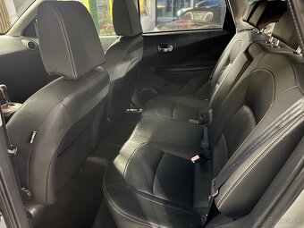 Nissan Qashqai 2.0 dCi 4x4 Automat/Vysoká výbava - 7