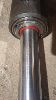 Hydraulicky piest - 7