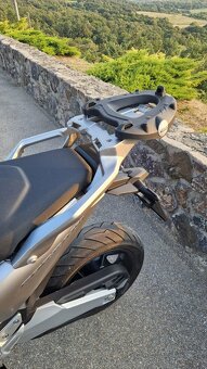 Honda Forza 750 - 7