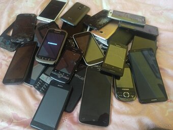 Predám mobily ná náhradné diely - 7