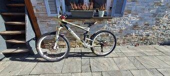 Predám celoodpružený bicykel CUBE - 7