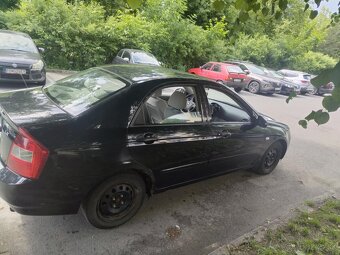 Kia Cerato 2006 1,6 turbodiesel - 7