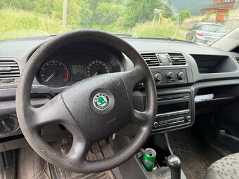 Škoda romster praktik 1.2 htp 2009 - 7