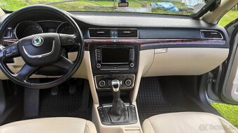 Škoda Superb Combi 1.6 TDI ELEGANCE - 7