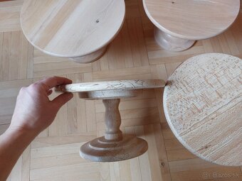 Drevený podnos na tortu, koláče, chlebíčky - 7