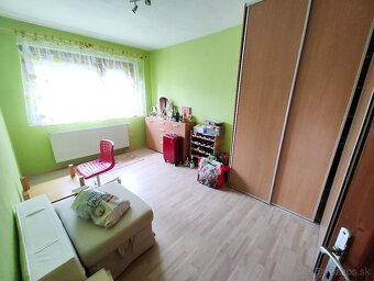 Na predaj rodinný dom s rozsiahlym pozemkom.ZNÍŽENÁ CENA - 7