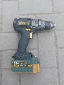 Predam Aku Set znacky Teccpo 18v + nabíjačka a 2 baterie - 7