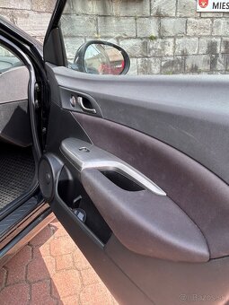Honda Civic 1.4 - 7