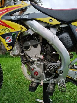 Suzuki rmz 250 vhodná na go alebo nd - 7