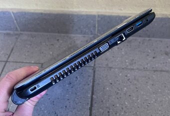 Packard Bell / Celeron 2955U / 4GB RAM / 120GB SSD / 15.6" - 7