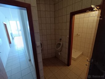 Administratívno-apartmánová budova - 7