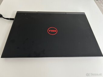 DELL Inspiron 15 - 7