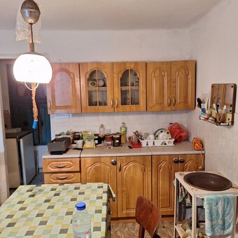 Starsi rodinny dom - 7