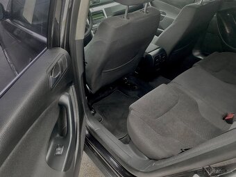 Predám VW passat b6 2.0 TDi 103kw Common Rail - 7