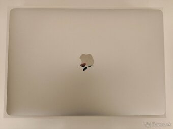 MacBook Pro 15 2017 | i7 • 16GB • 512GB SSD - 7