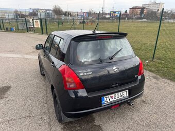 Predám Suzuki Swift 1,3i 4x4 - 7