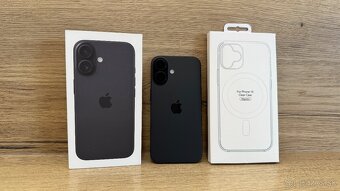 Apple iPhone 16 128GB Black - 7