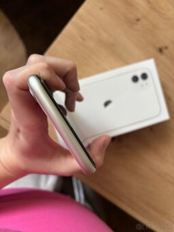 Predám iphone 11 128GB white - 7