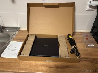 15.6"/Acer Notebook/4GB RAM DDR5/128GB NVMe// SSD/AMD Radeo - 7