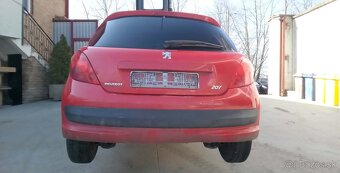 Peugeot 207 1,4i 54kw kód: KFV - 7