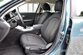 BMW Rad 3 Touring 320d xDrive AT 4X4 SR 2021 DPH - 7