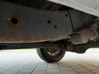 Nissan Navara 2,5 4x4 - 7
