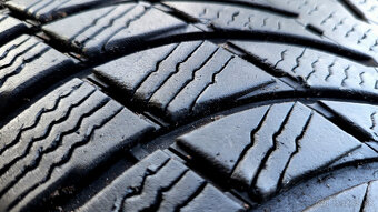 alu R18 6x139,7 senzory, zimné pneu 265/60, Ford Ranger - 7