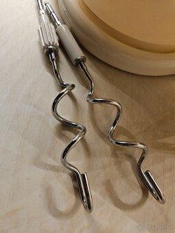 Predam stojanovy mixer Moulinex - 7