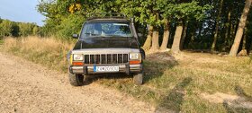 Jeep Cherokee XJ 4.0 - 7