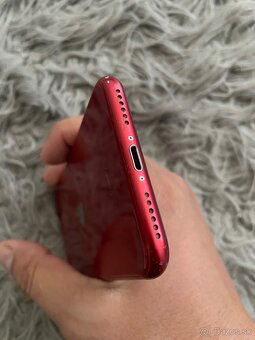 Iphone SE 2020 - 7