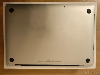 MacBook Pro 2019 | i5 • 8GB • 256GB SSD - 7