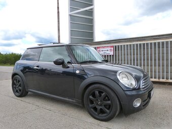 Mini One 1,4i 70kW M6 panoráma - 7