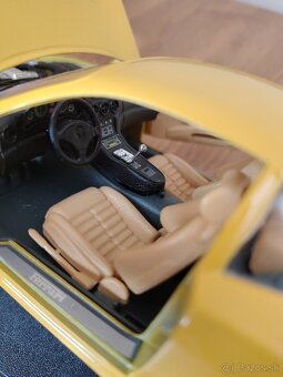 Bburago FERRARI 55O MARANELLO 1/24 - 7