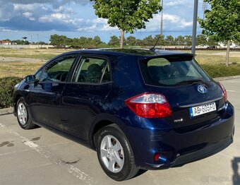 Toyota Auris 1.8 Hybrid/Benzin Executive 2012 - 7